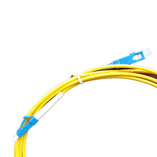 Optical patch cord PC-LC, 2m. Optical patch cord PC-LC, 2m.